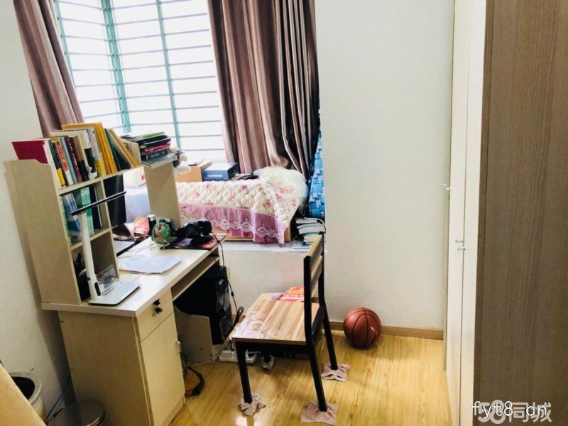 万霖钱丰 中间楼层电梯房 三室 62万急售 精装修 需全款