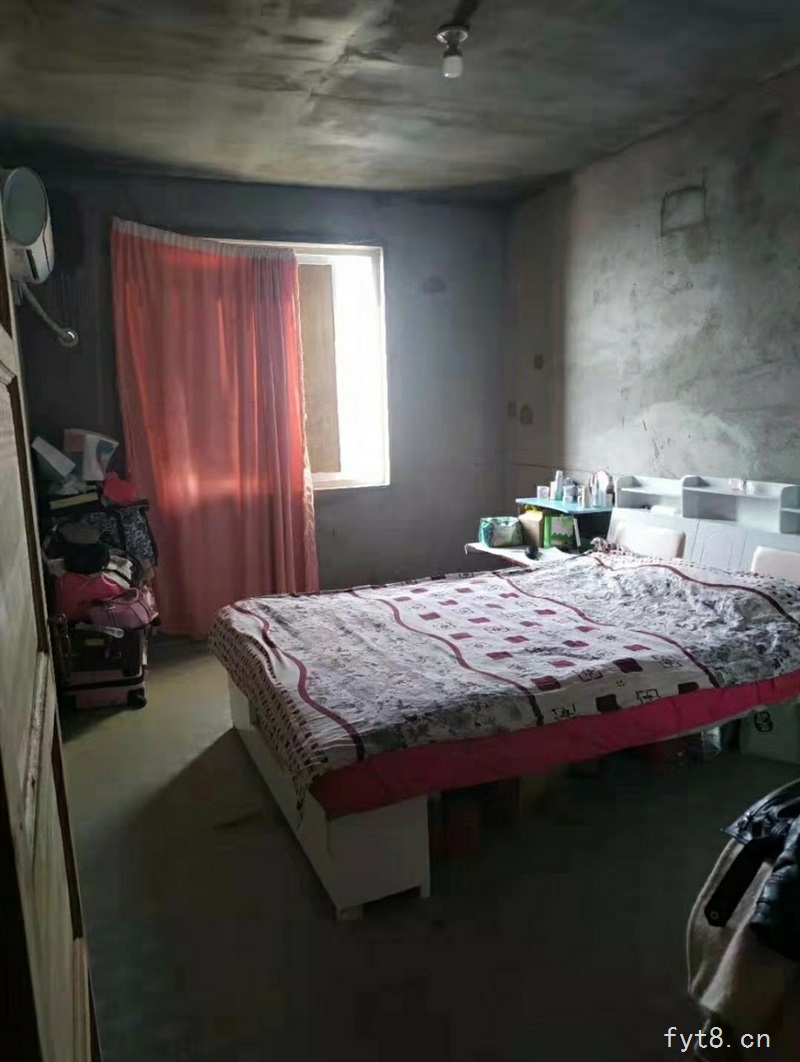 瑞景国际3室2厅1卫19楼双学区房69万元